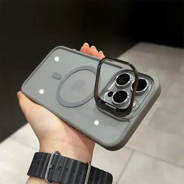 Transparent Magsafe Phone Case with Lens Holder Design